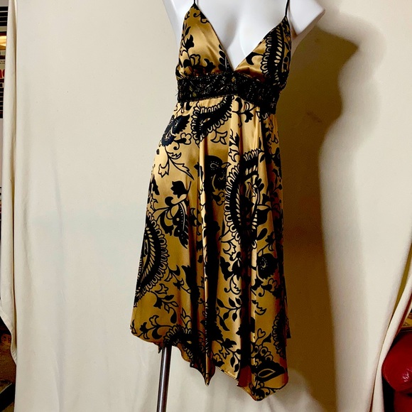 NWT SINGLE DRESS metallic gold & black stunner - Picture 4 of 4